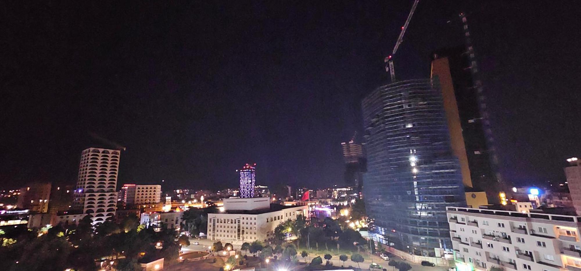 Free Parking Skanderbeg Square - Spacious Central Apartment ติรานา ภายนอก รูปภาพ