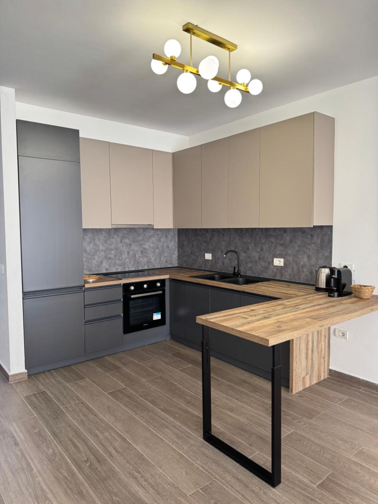 Free Parking Skanderbeg Square - Spacious Central Apartment ติรานา ภายนอก รูปภาพ